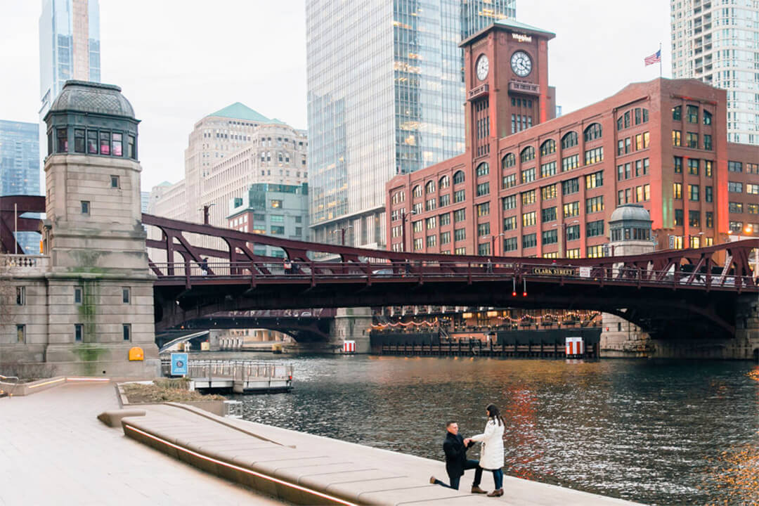 The Chicago Riverwalk: One of the best places to propose in Chicago