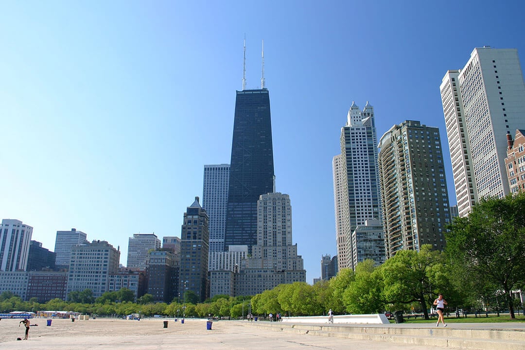 Chicago skyline from the Riverwalk on the shores of Michigan Avenue
